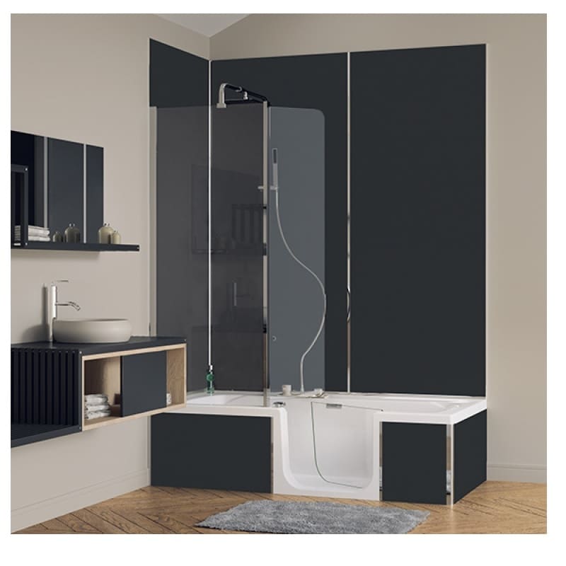 Kinedo duo bath with a door and shower enclosure