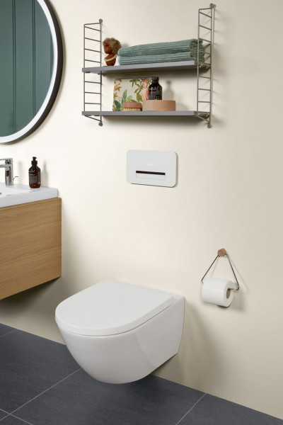 Wall Hung Toilet Villeroy and Boch Subway 3.0 TwistFlush 370mm Alpine White CeramicPlus