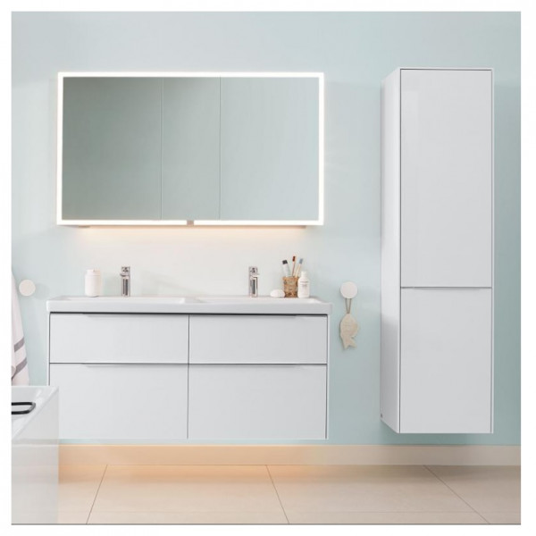 Tall Bathroom Cabinet Villeroy and Boch Subway 3.0 450x1710x362mm Pure White left, 1 door, laundry basket