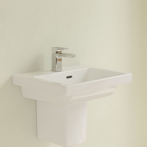 Cloakroom Basin Villeroy and Boch Subway 3.0 1 hole, With overflow, Unpolished 500mm Alpine White