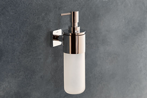 Wall Mounted Soap Dispenser Villeroy and Boch Elements Striking Chrome